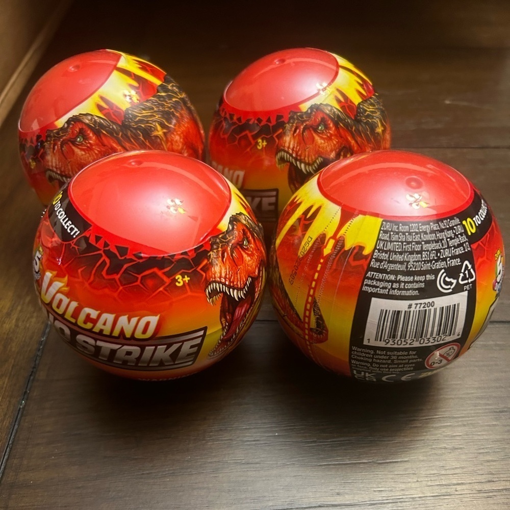 Surprise 5 Volcano Dino Strike NWT - Picture 3 of 4